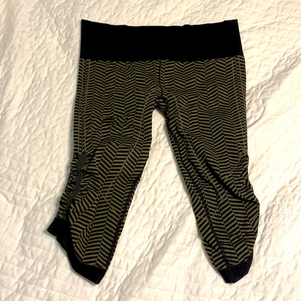 Lululemon knee length leggings